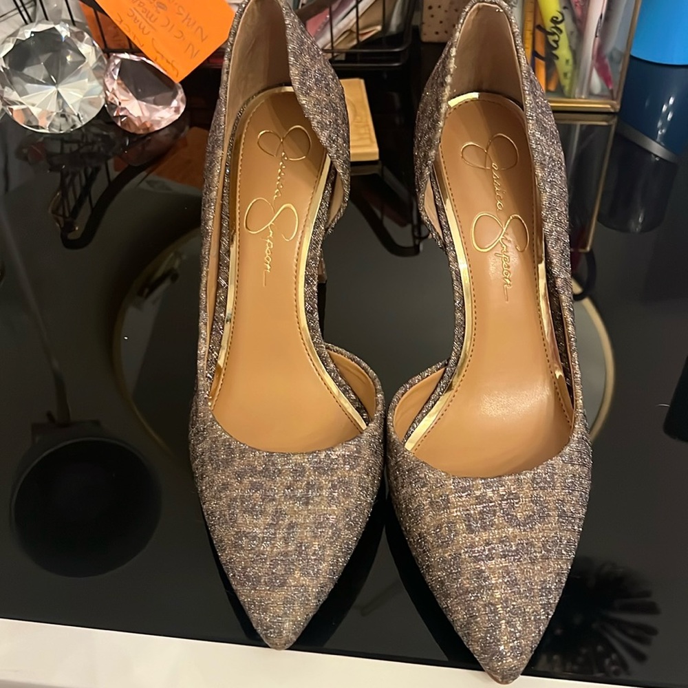 Size 9 Gold & Silver Sparkly Jessica Simpson Pumps